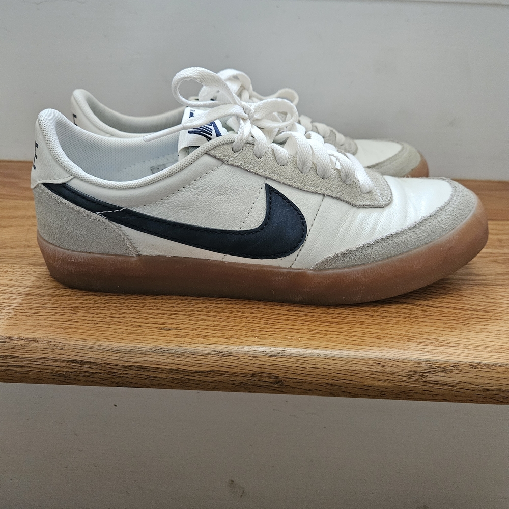 Nike Women's White Leather Sneakers with Black Swoosh